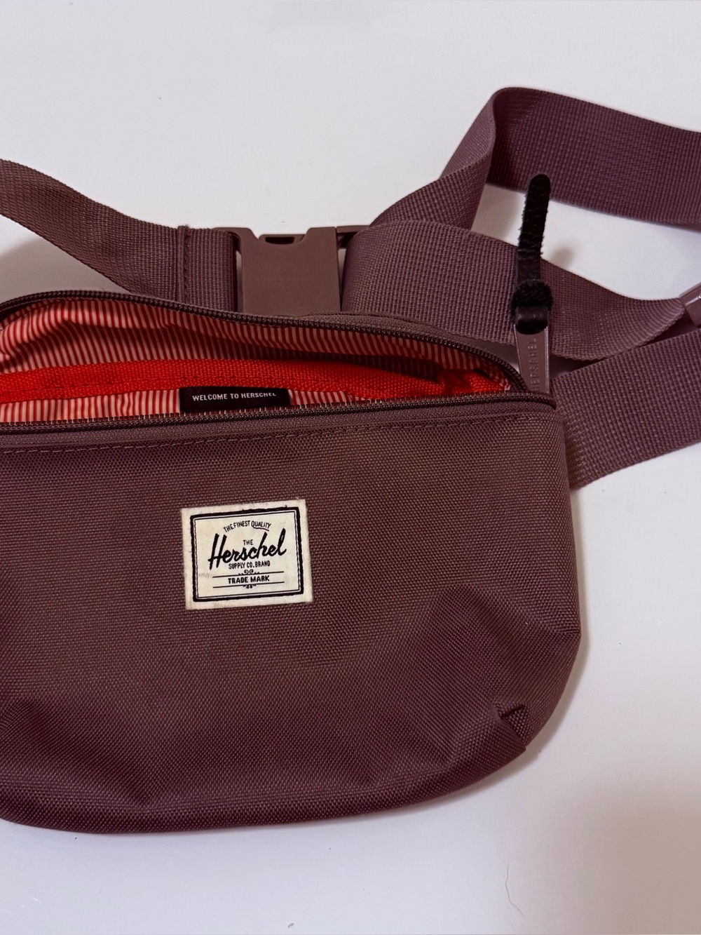 Herschel Supply Company Waist Pack in Plum